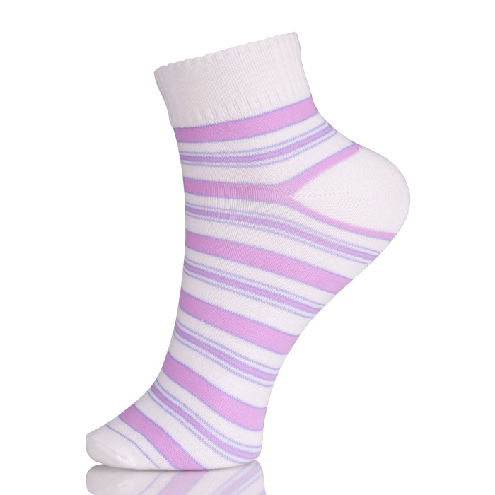 Lady Ankle Sport Sock With Purple Stripes